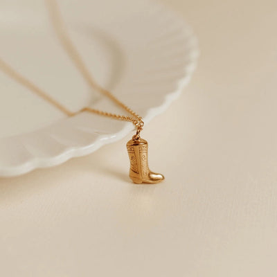 Dolly Necklace